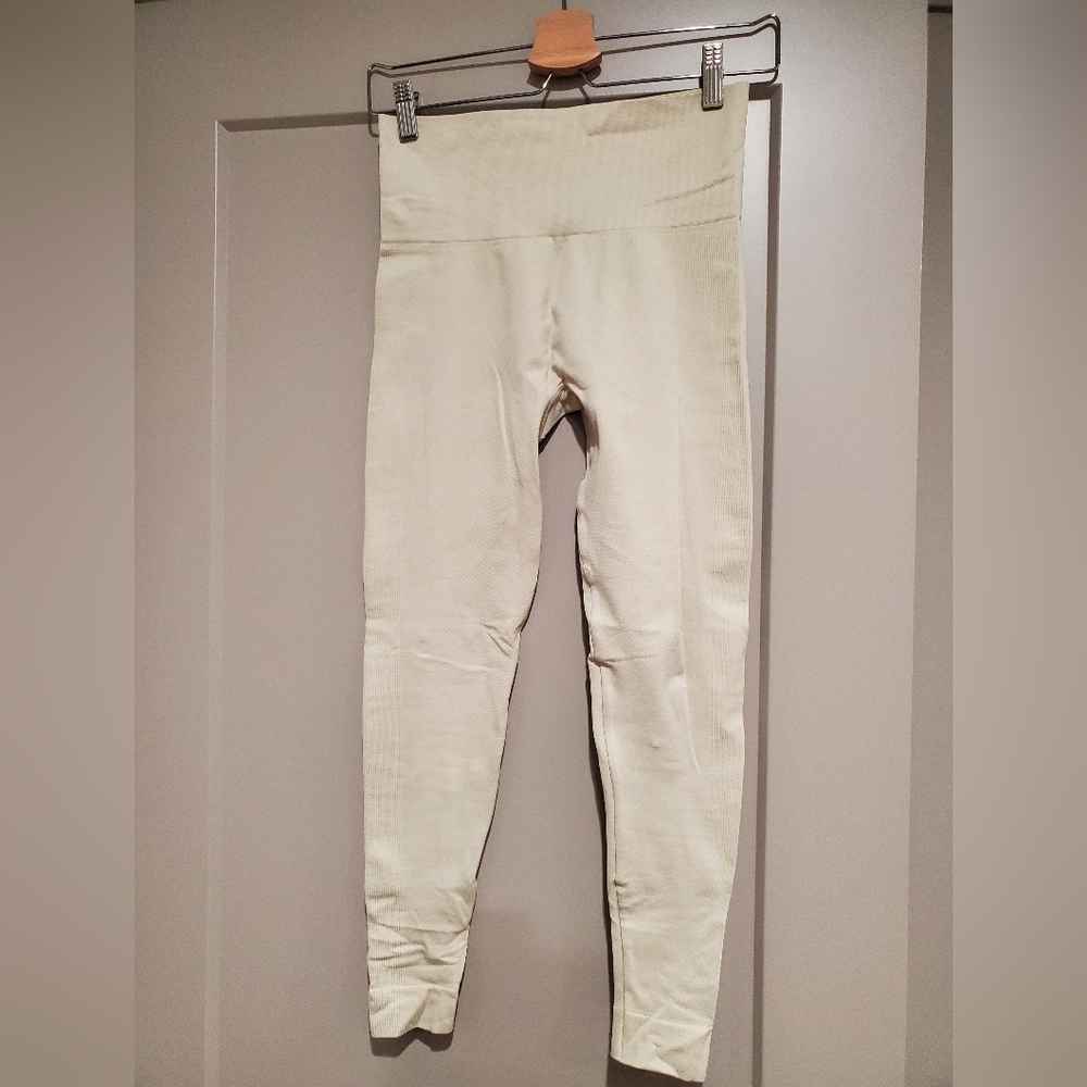 SET ACTIVE Cream Tan leggings size M